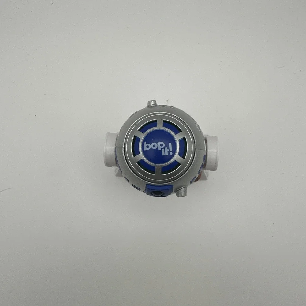 2014 Hasbro Star Wars R2-D2 BOP IT!‎ Electronic Game – Tested & Works